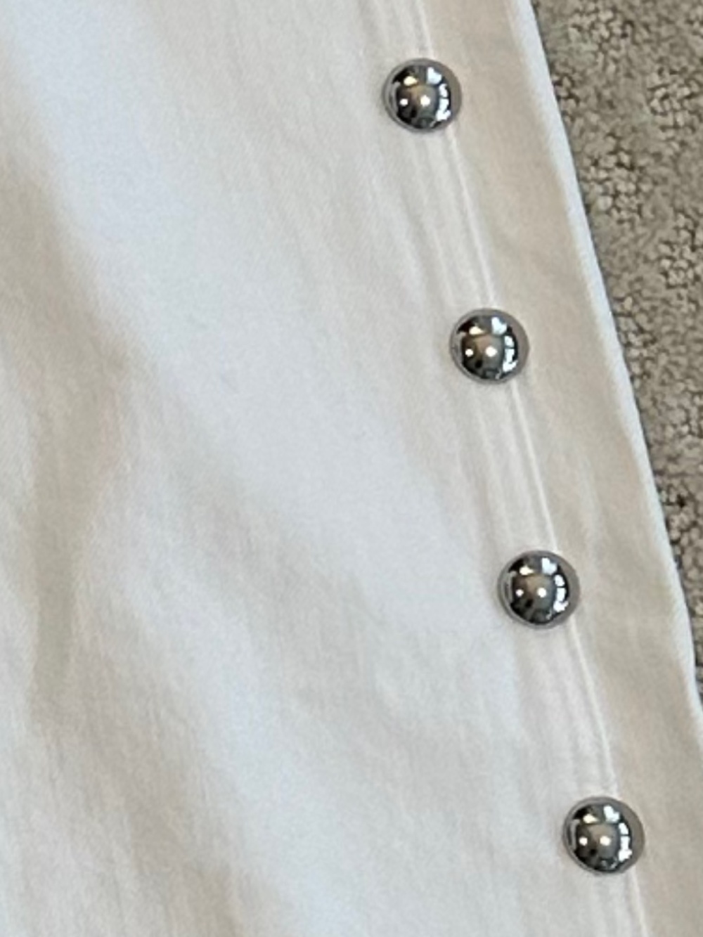 Veronica Beard Taylor High-Rise Wide Leg Studded Statement Jeans White 23 Casual - Picture 3 of 14